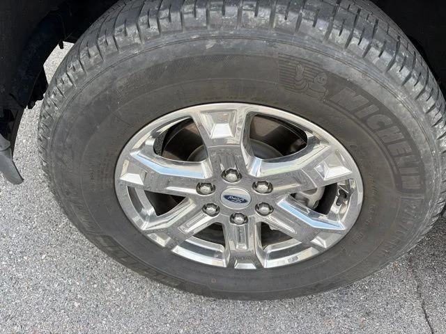 Used 2022 Gray Ford XLT image 33