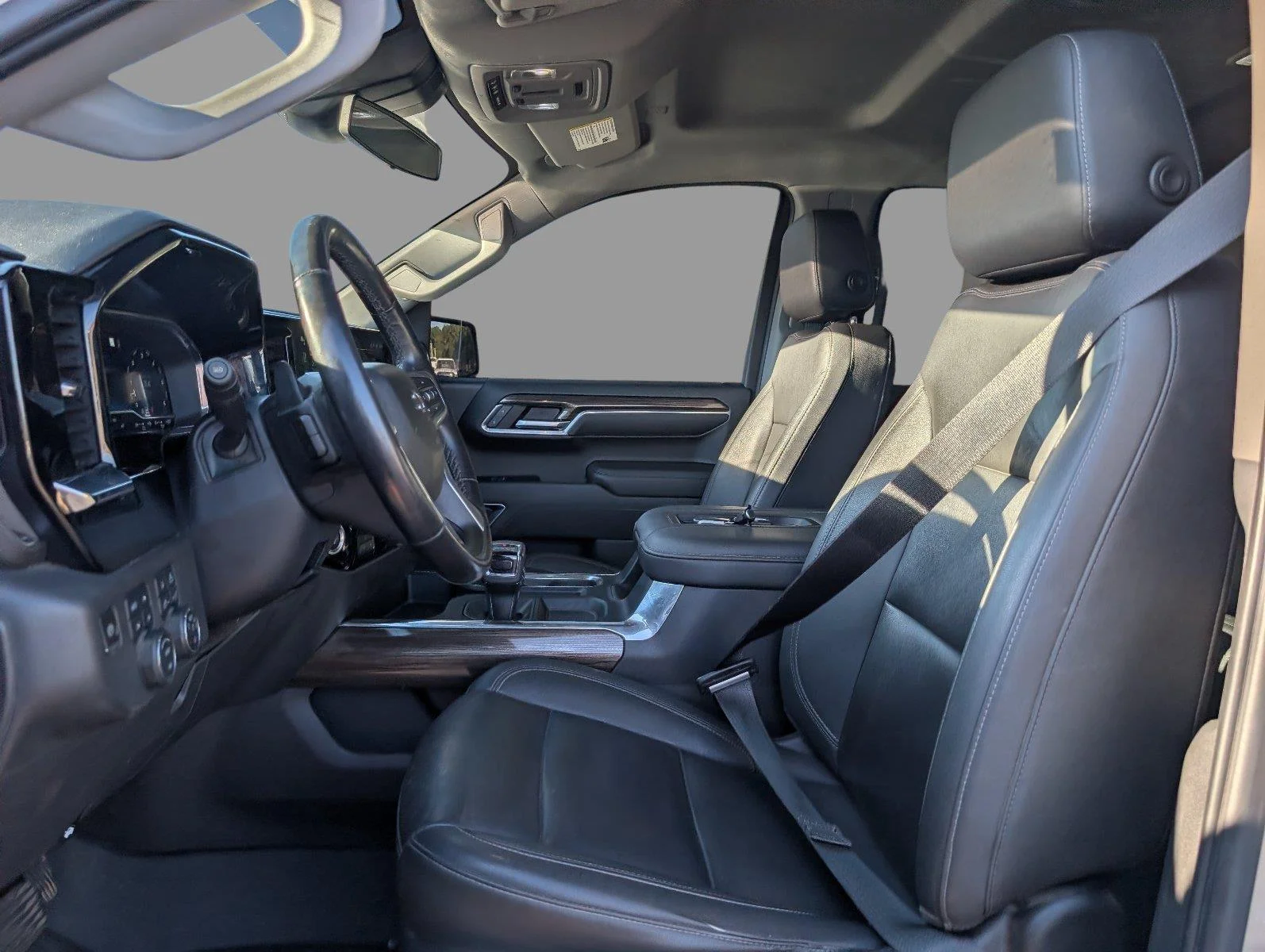 Used 2022 Sand Dune Metallic Chevrolet LT Trail Boss image 16
