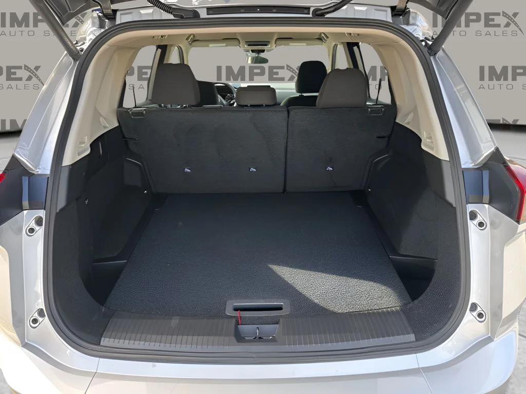 Used 2025 Silver Nissan SV image 26