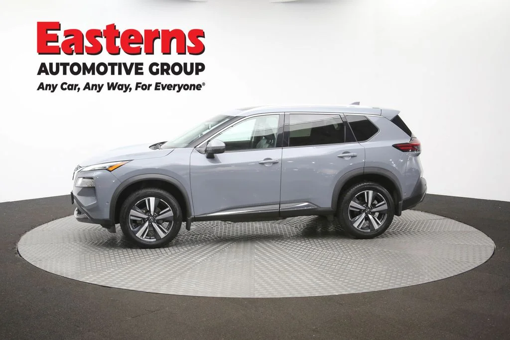 Used 2023 Gray Nissan SL image 58