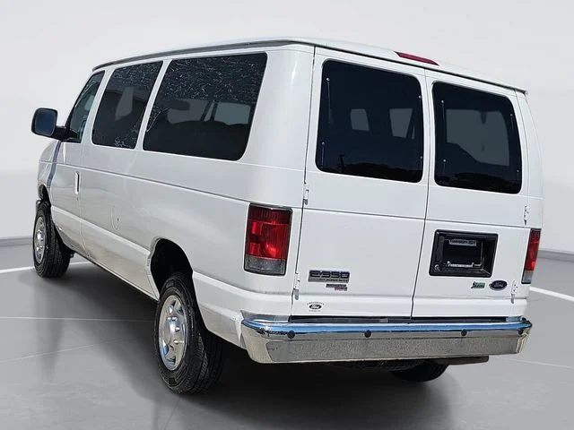 Used 2010 White Ford XLT image 5