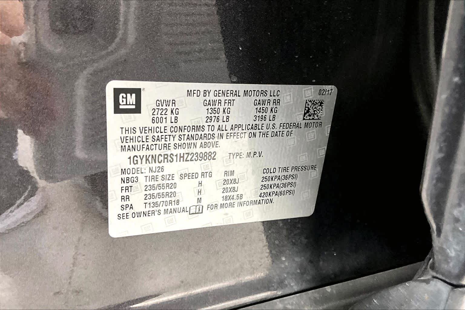Used 2017 Dark Granite Metallic Cadillac Premium Luxury FWD image 29