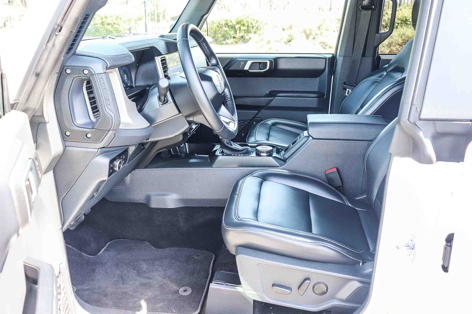 Used 2025 Oxford White Ford Outer Banks image 22