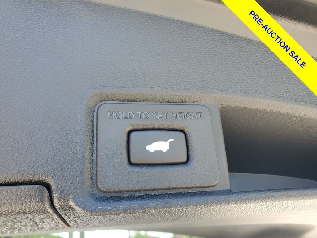 Used 2024 White Acura Technology Package image 9
