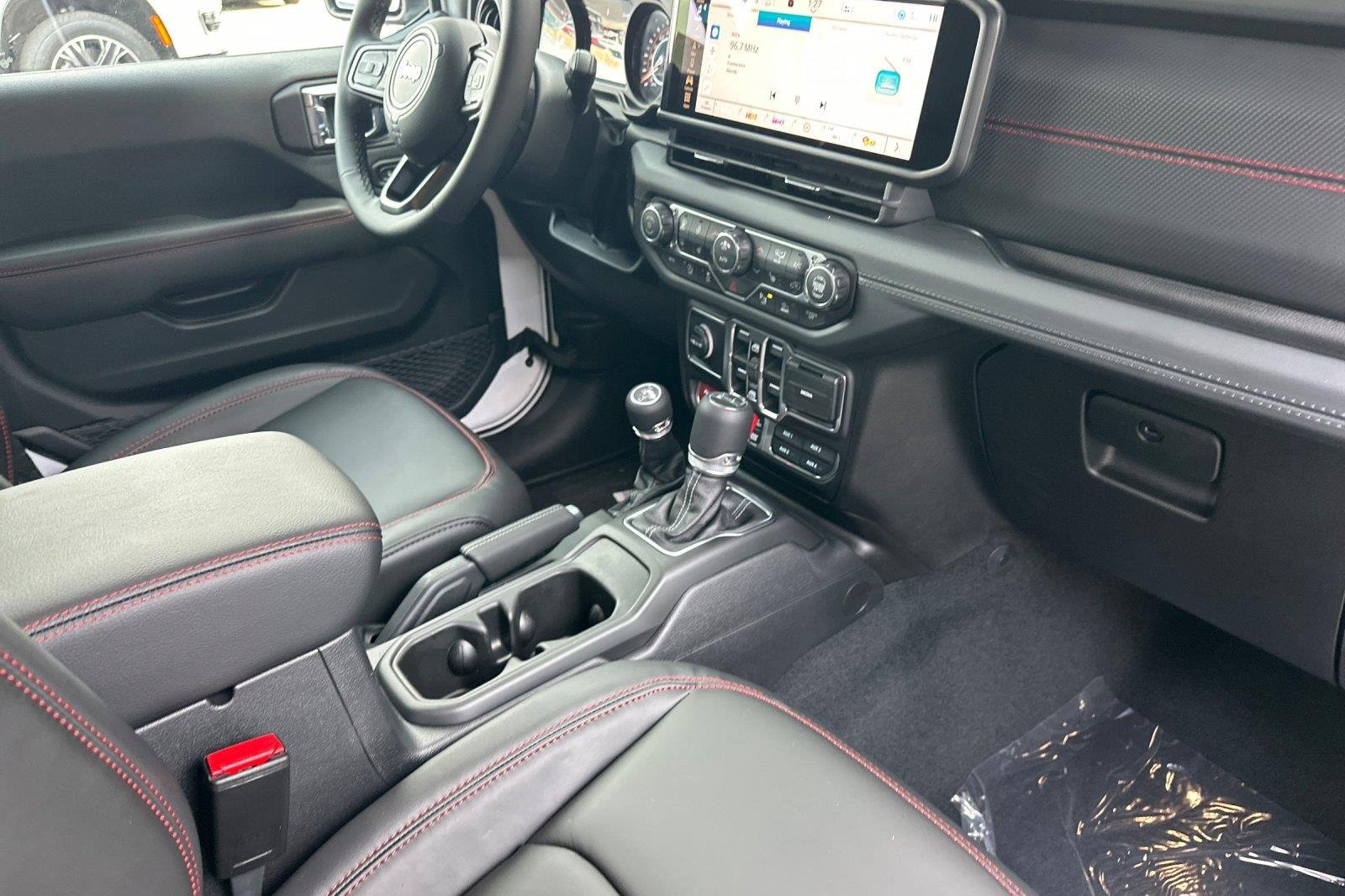 New 2026 Bright White Clearcoat Jeep Rubicon X image 15
