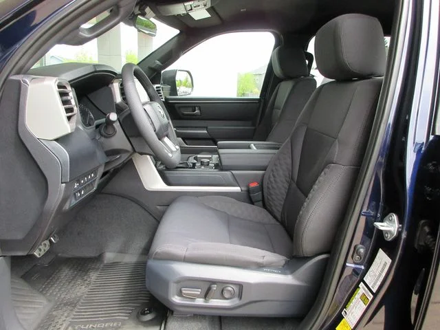 2026 Toyota Tundra SR5 - Photo 17