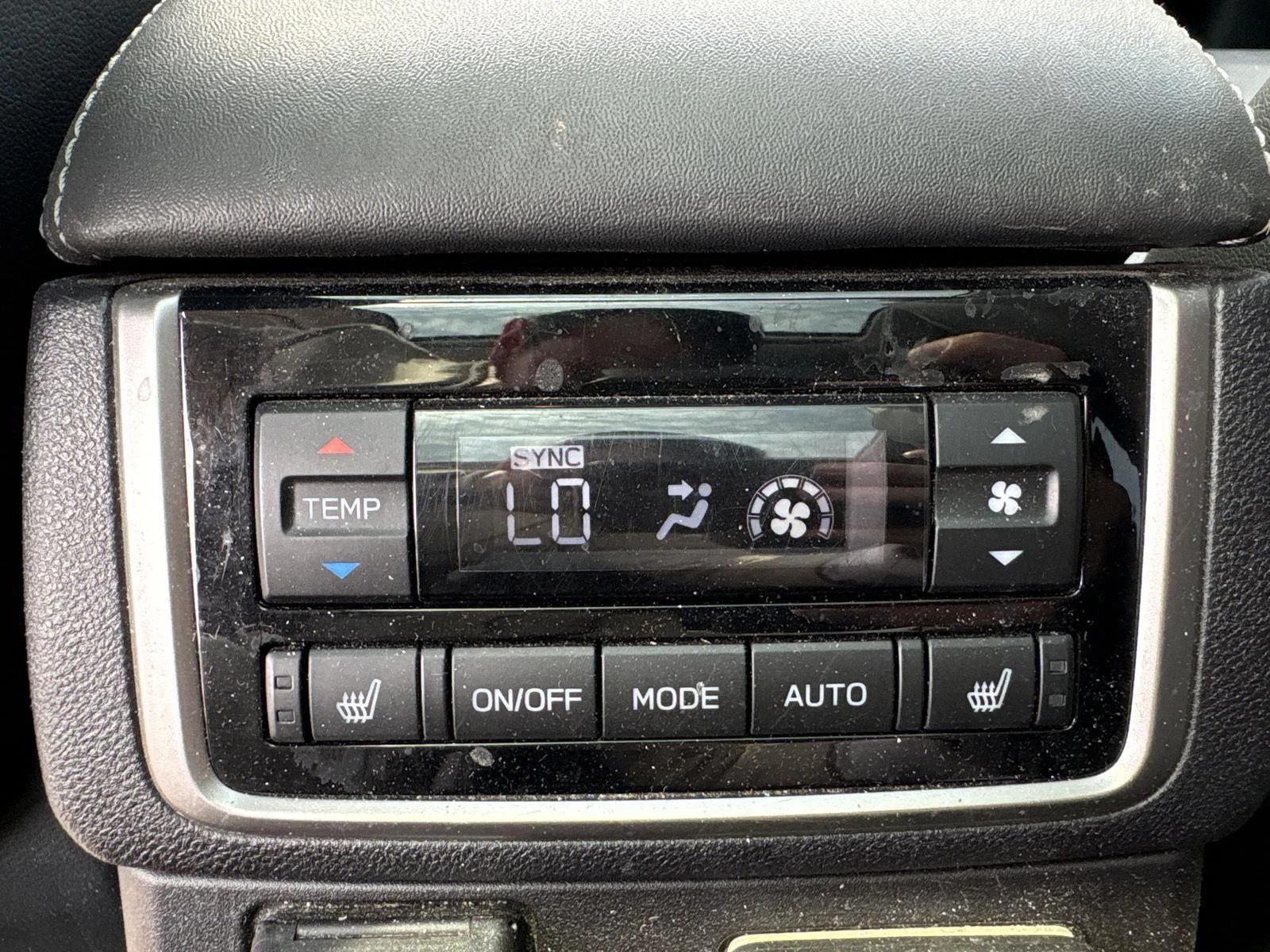 Used 2021 Crystal White Pearl Subaru Touring image 17