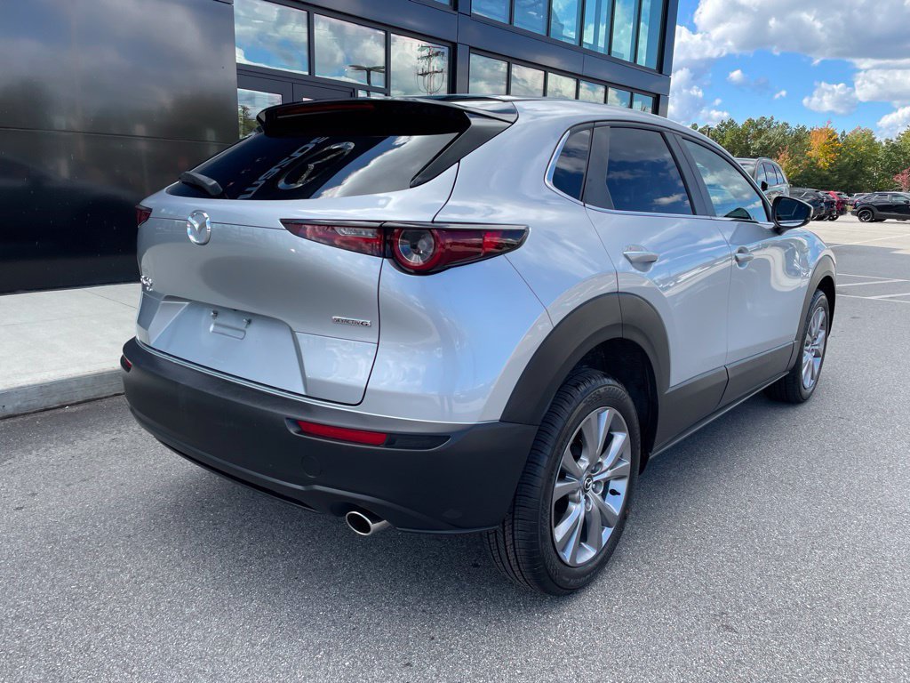 Used 2020 Silver Mazda Select image 4
