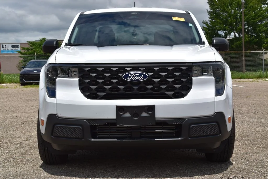 Used 2026 Oxford White Ford XL image 2