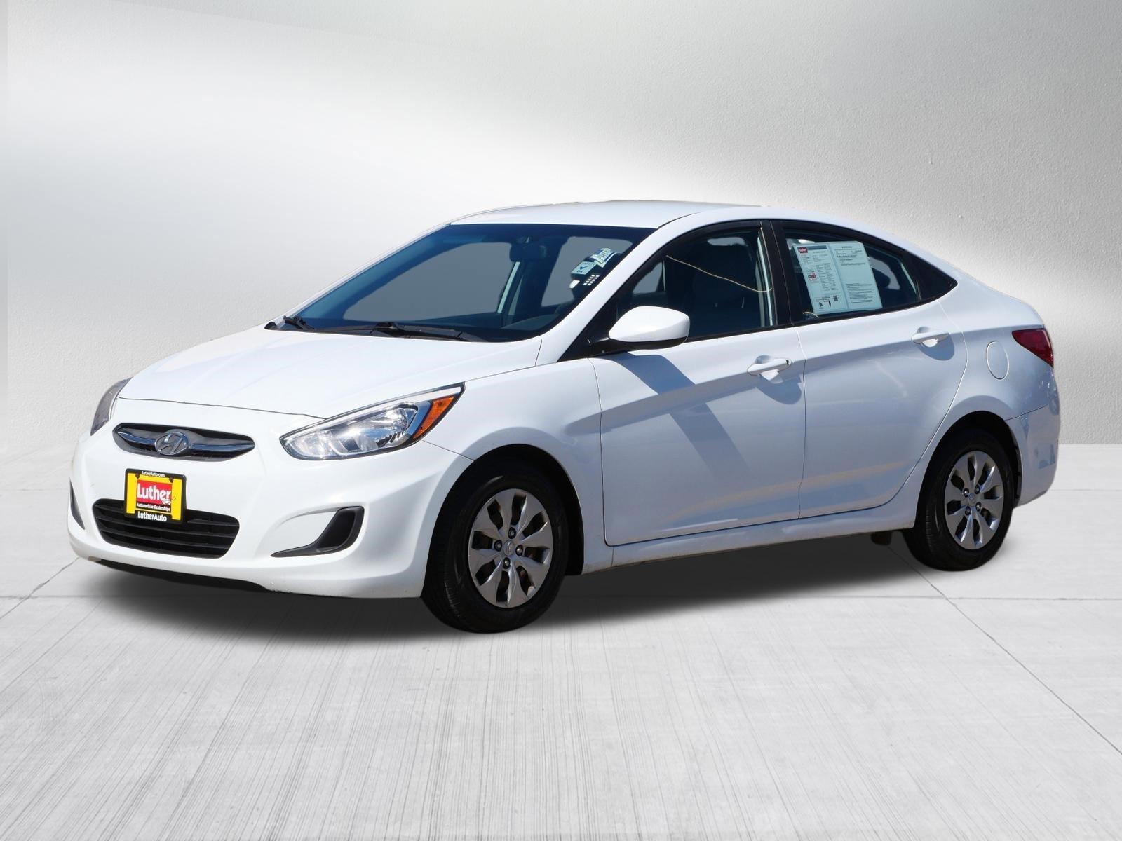 Used 2017 Century White Hyundai SE image 3