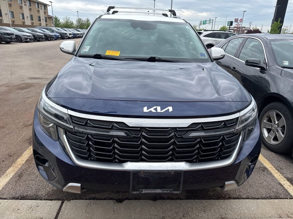 2024 Kia Seltos 2.0 S AWD's photo