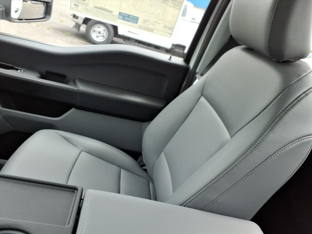New 2026 White Ford XL image 24