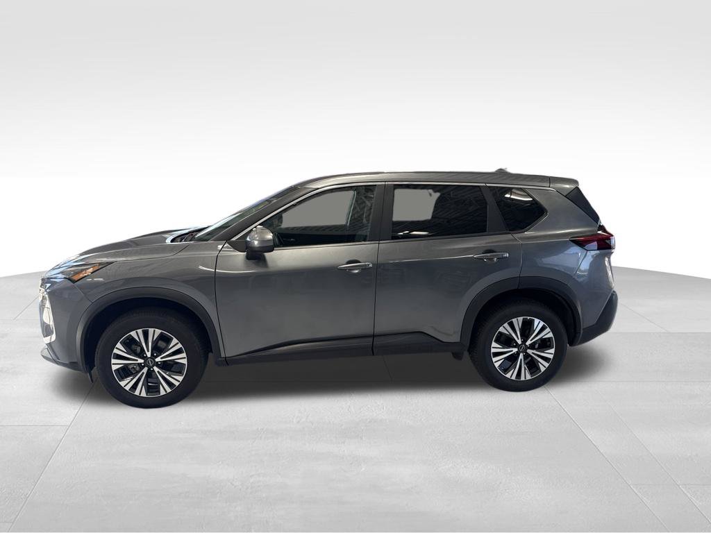 Used 2023 Gray Nissan SV image 3