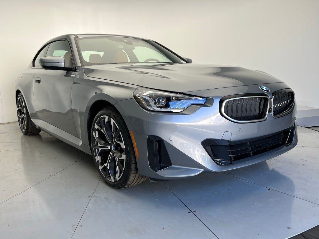 2026 Bmw 230i xDrive Coupe photo 2