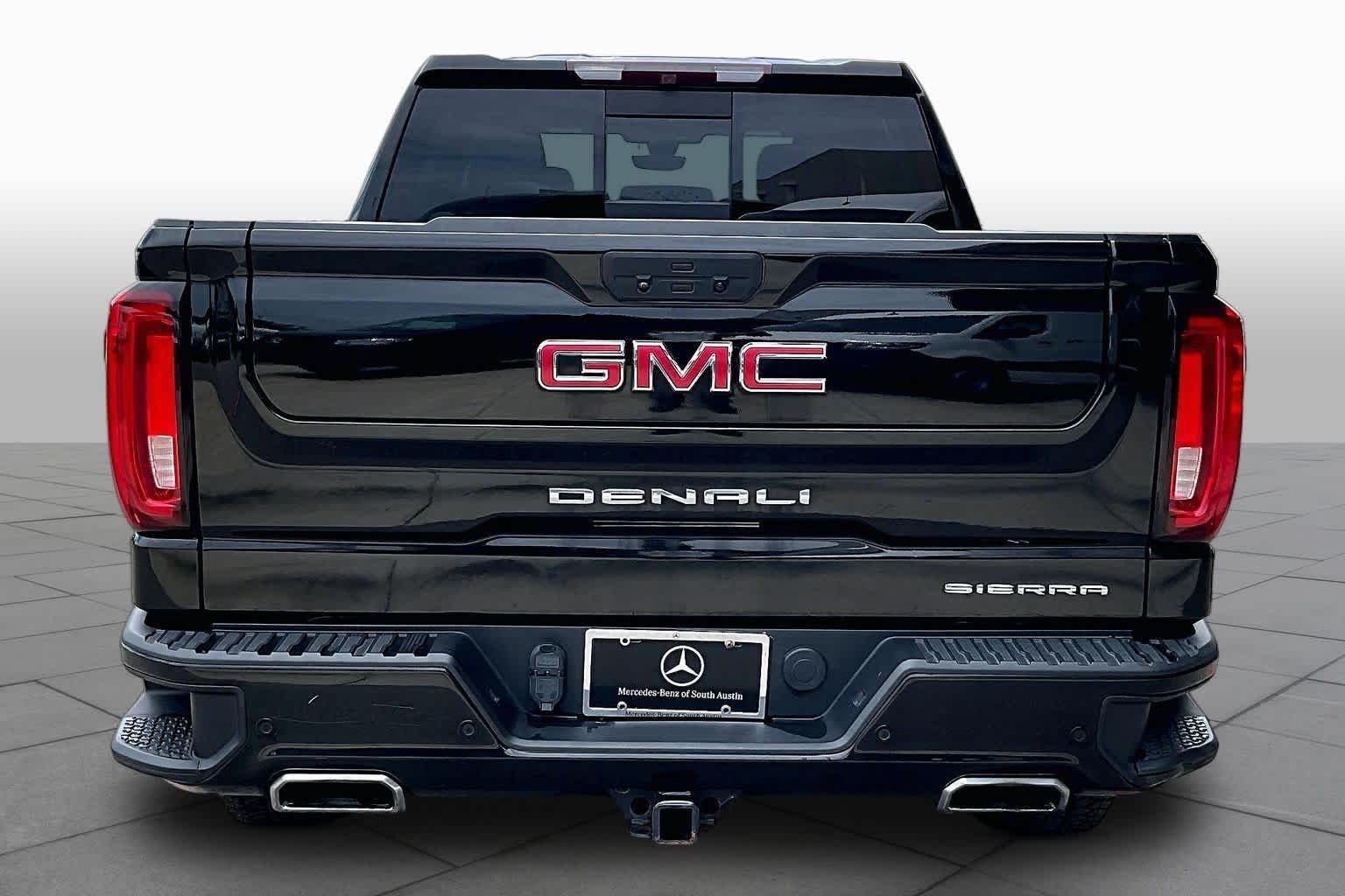 Used 2019 Onyx Black GMC Denali image 5