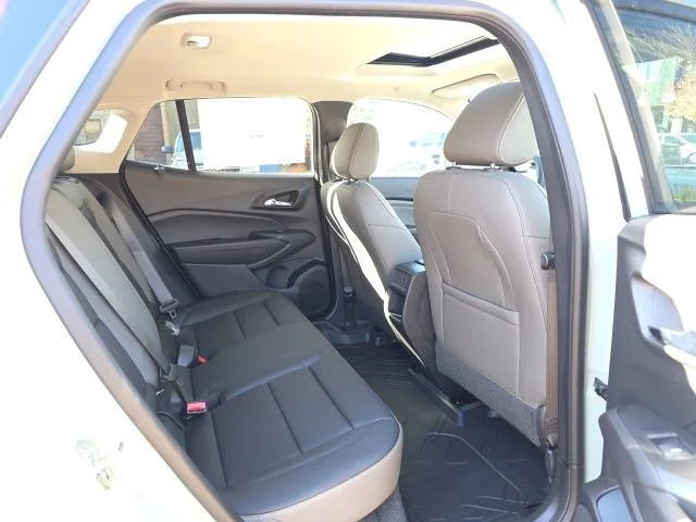 2026 Chevrolet Trax Activ - Photo 7
