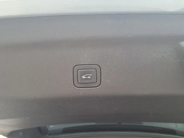 Used 2025 Sterling Gray Metallic Chevrolet Z71 image 8