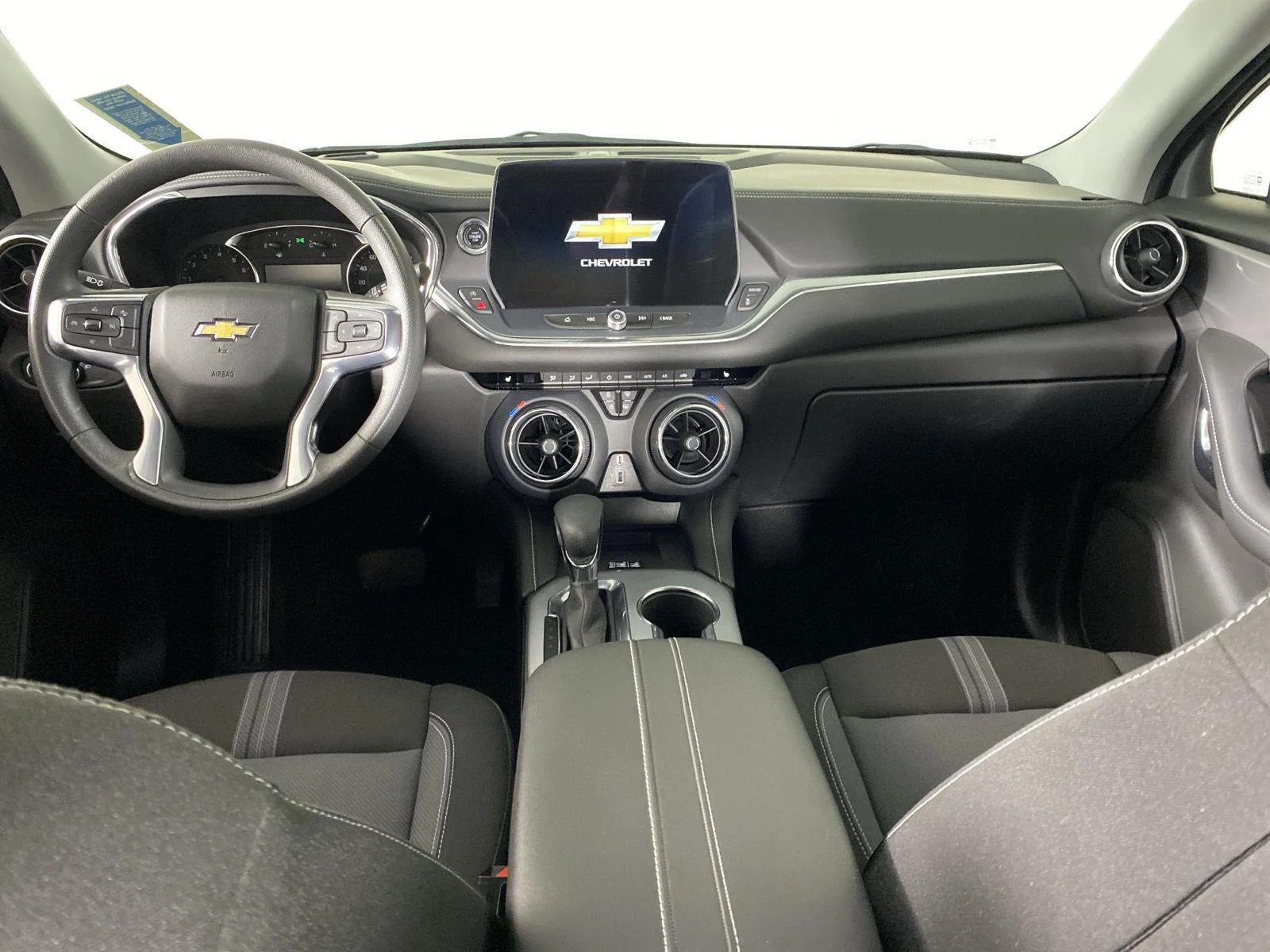 Used 2024 Black Chevrolet 2LT image 25