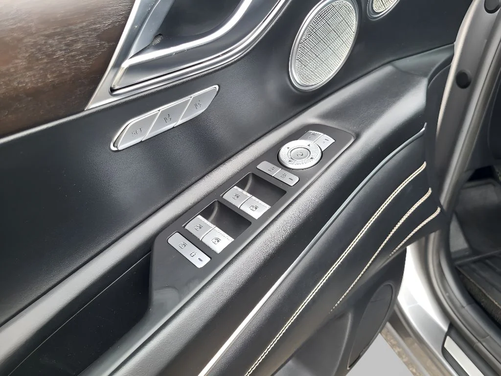 Used 2021 Savile Silver Genesis 3.5T (A8) image 19