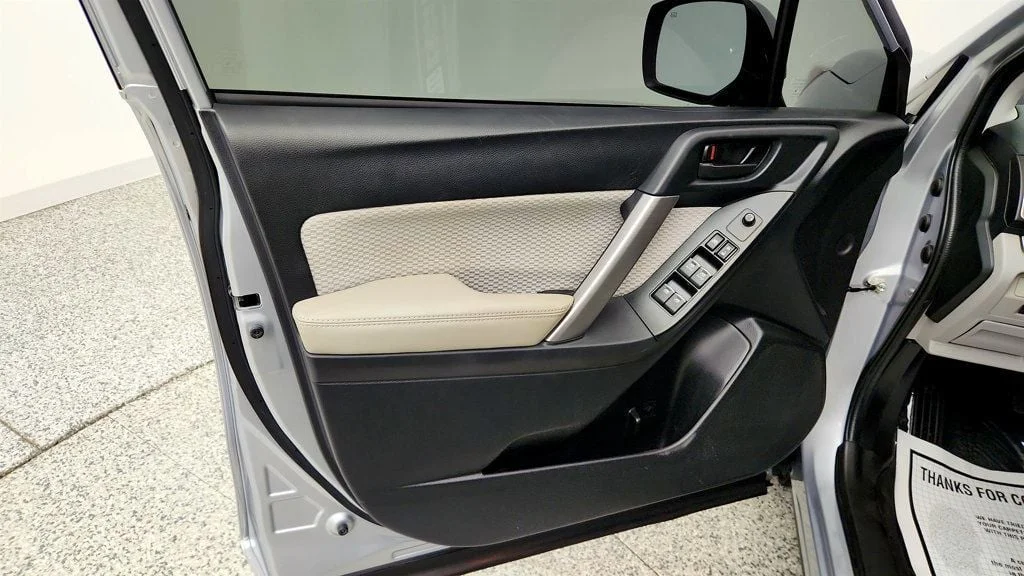 Used 2018 Ice Silver Metallic Subaru 2.5i Premium w/ All-Weather Package image 11