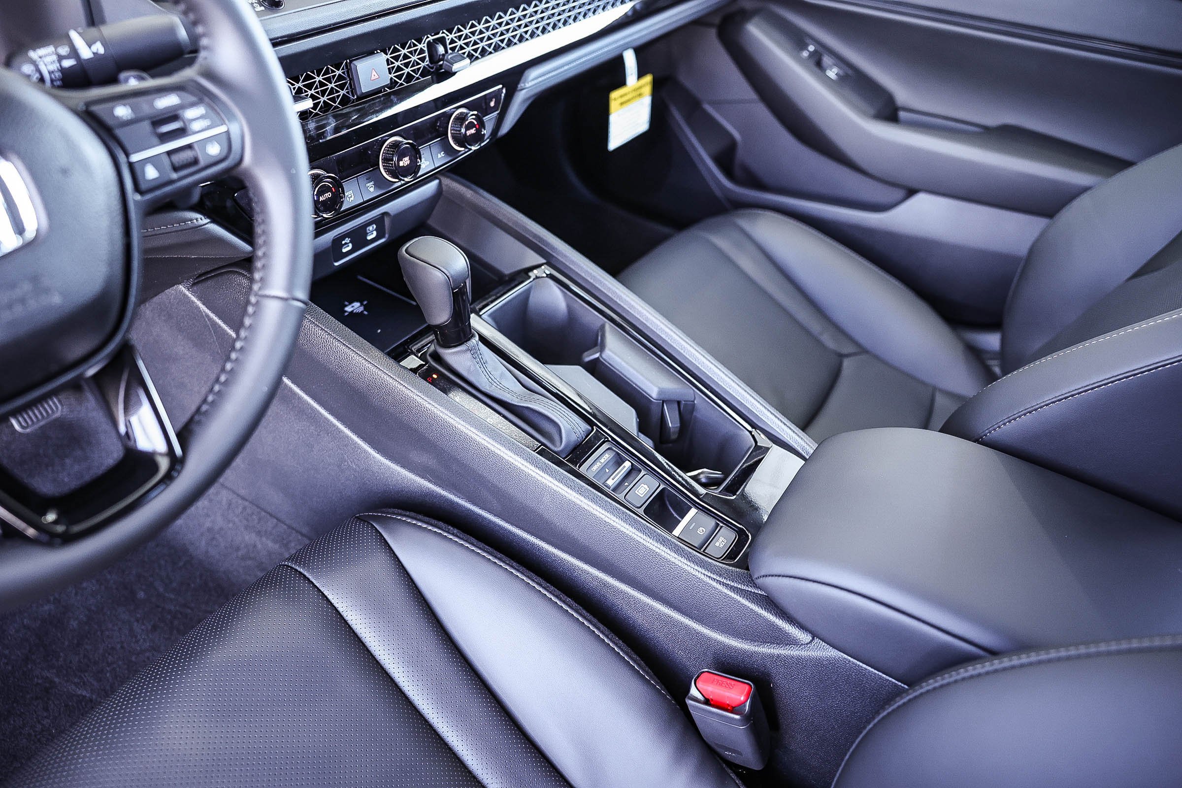 New 2026 Crystal Black Pearl Honda EX-L Sedan image 22