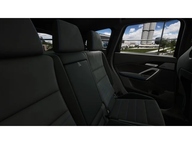 New 2027 Space Silver Metallic BMW  image 12