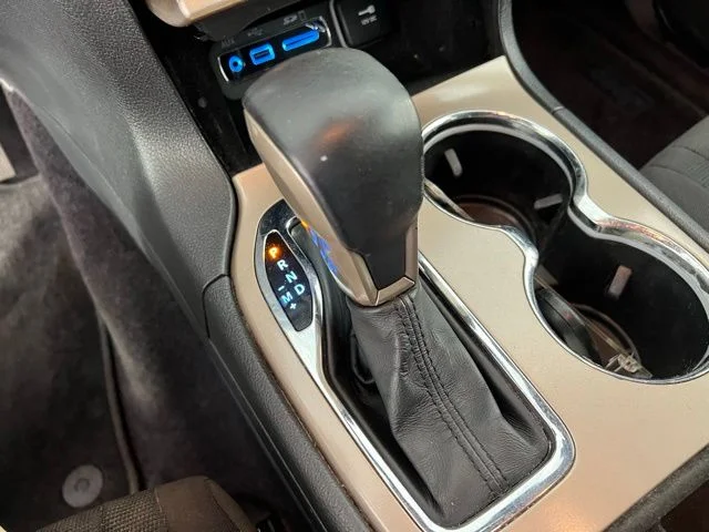 Used 2016 Red Jeep Laredo image 28