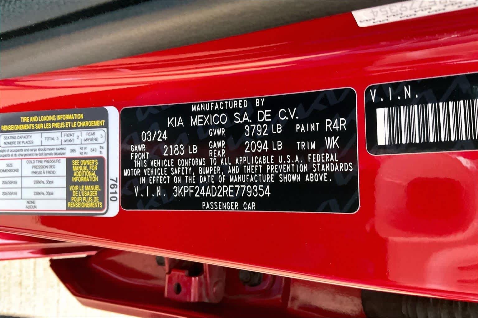 Used 2024 Currant Red Kia LXS image 31