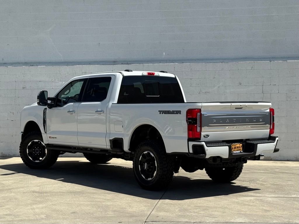 New 2026 Star White Metallic Tri-Coat Ford F-250® Platinum® image 3