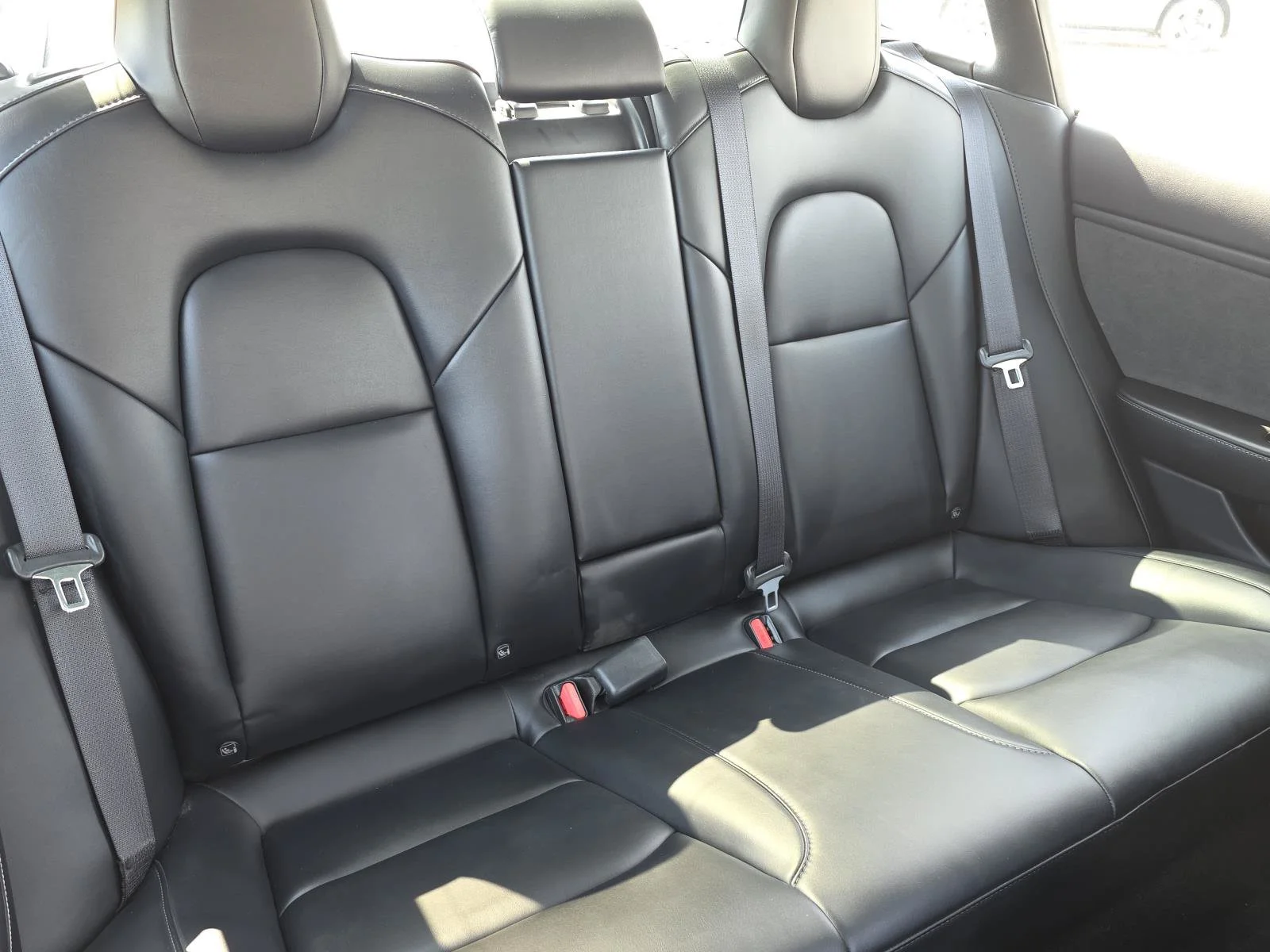 Used 2019 Midnight Silver Metallic Tesla Mid Range image 17