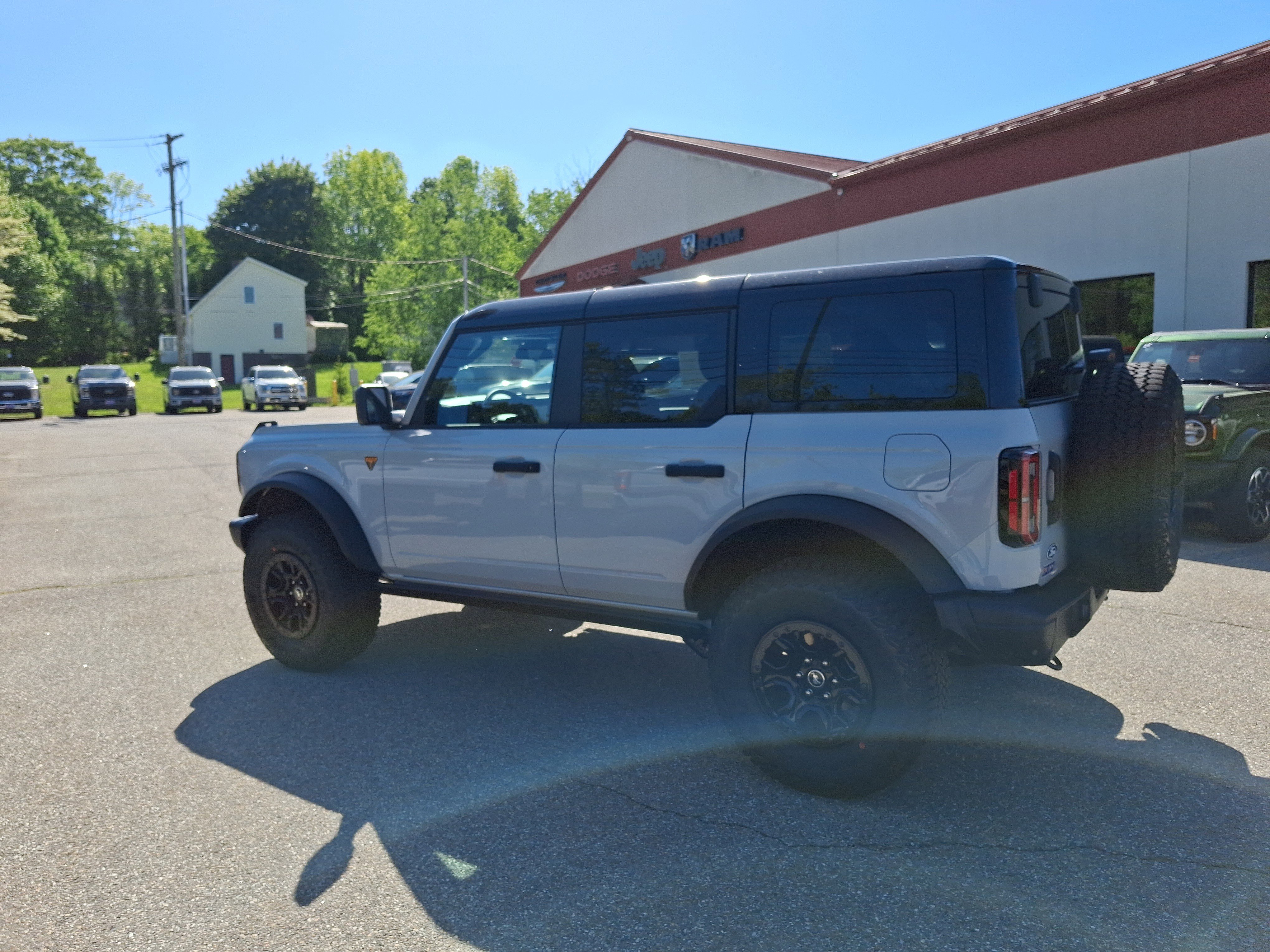 New 2026 Avalanche Gray Ford Badlands® image 5