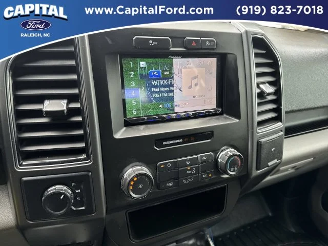Used 2018 Blue Ford XLT image 26