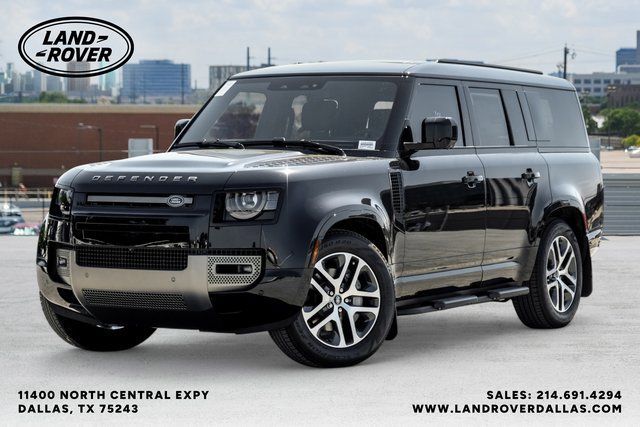 Used 2025 Santorini Black Metallic Land Rover X-Dynamic SE image 1