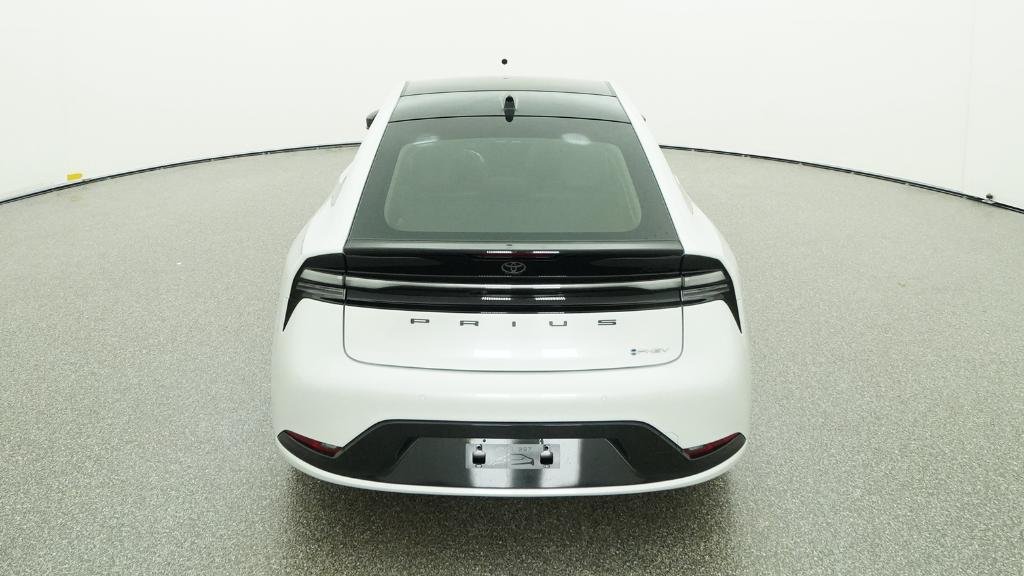 New 2026 Wind Chill Pearl Toyota XSE image 2
