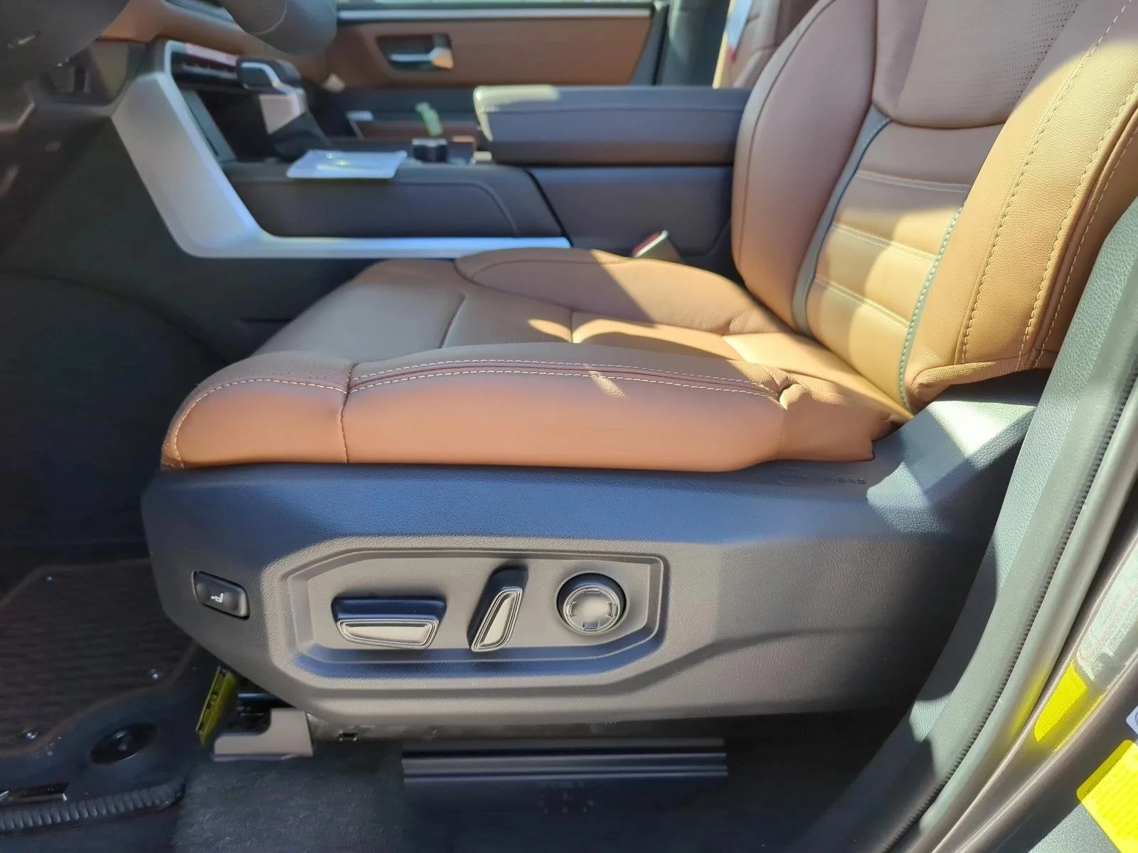 Used 2025 Magnetic Gray Metallic Toyota 1794 Edition Hybrid image 4
