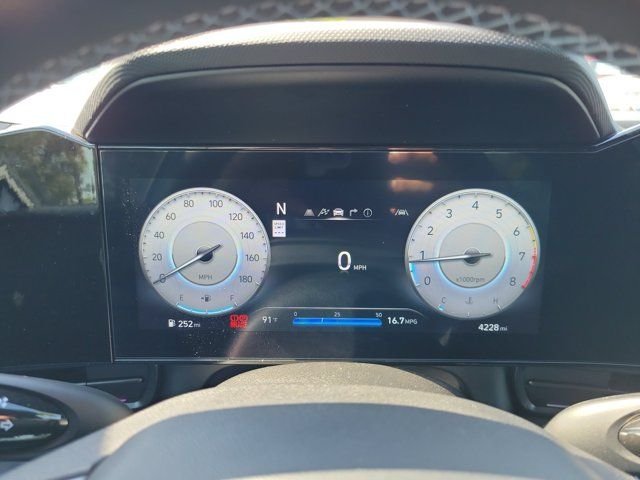 2025 Hyundai Elantra N - Photo 19