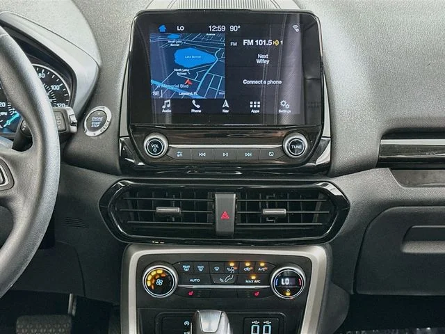 Used 2018  Ford Titanium image 14