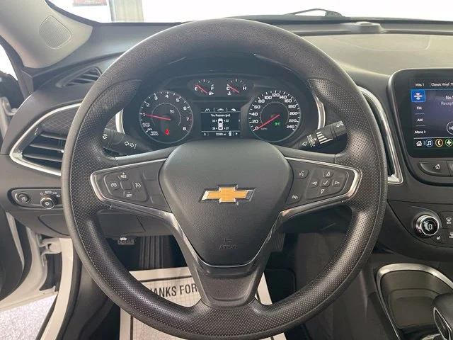 Used 2021 White Chevrolet LT image 37