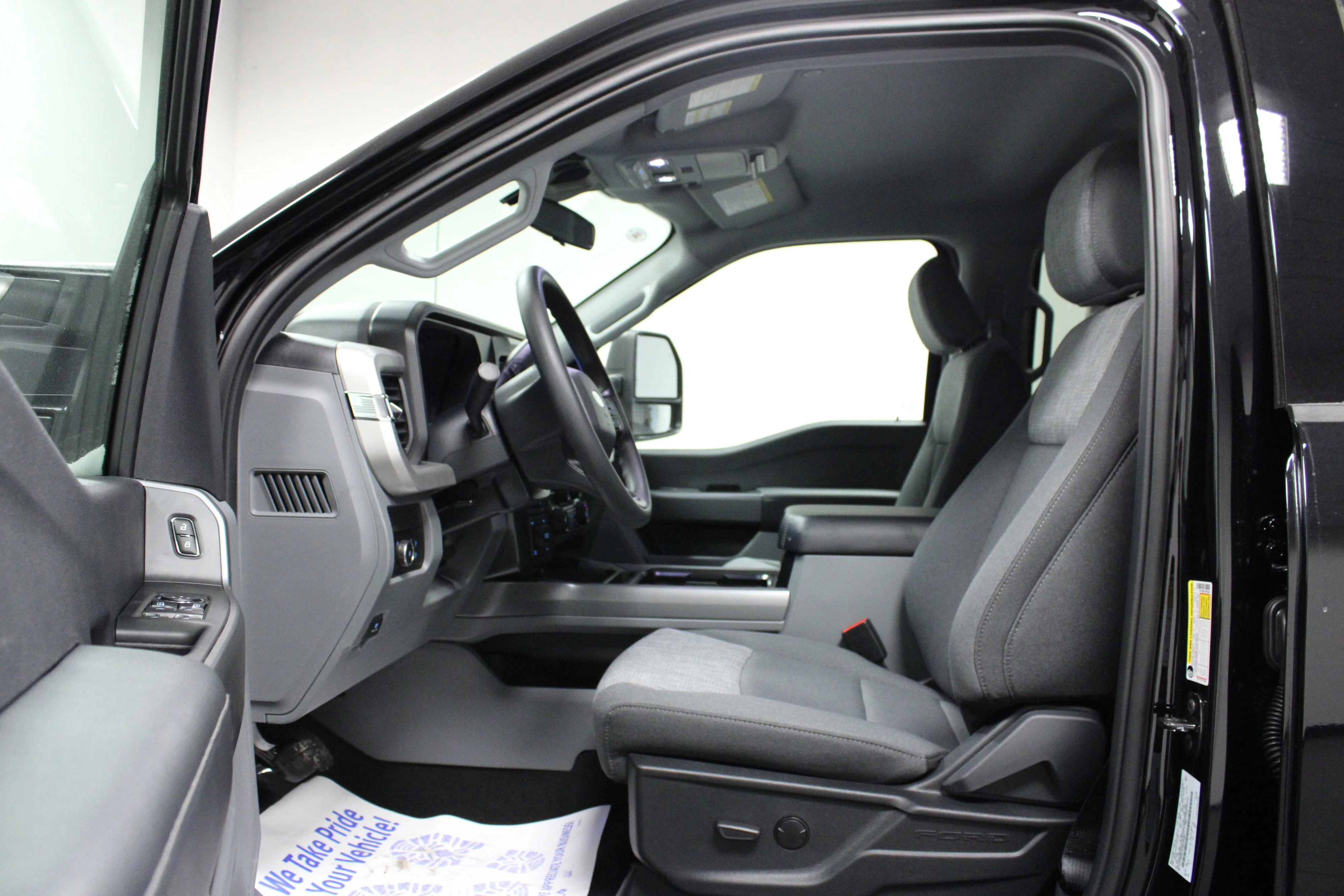 New 2026 Agate Black Metallic Ford F-250® XLT image 12