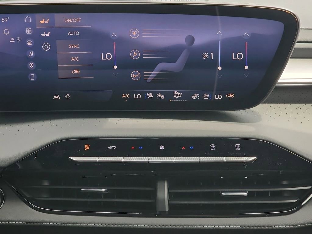 2026 Buick Enclave Avenir - Photo 18