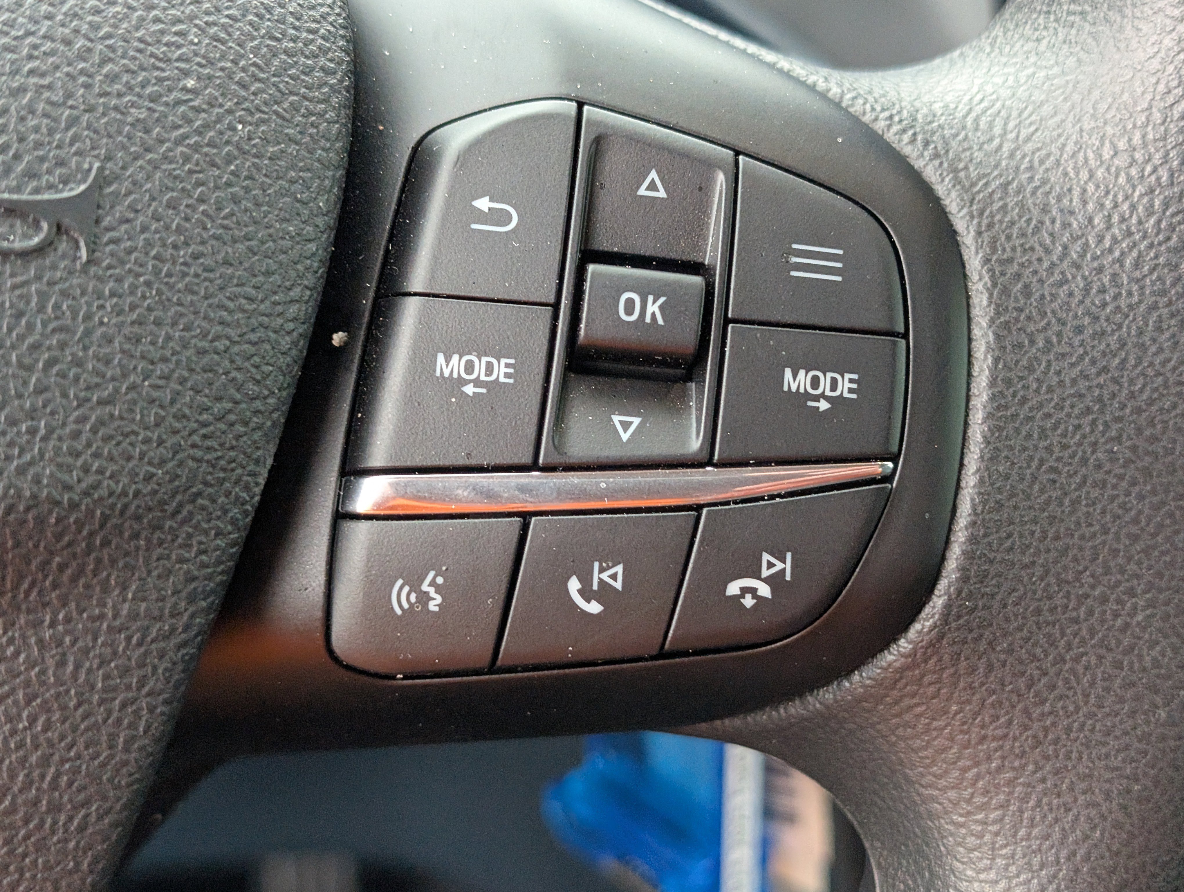 2025 Ford Maverick XL - Photo 20