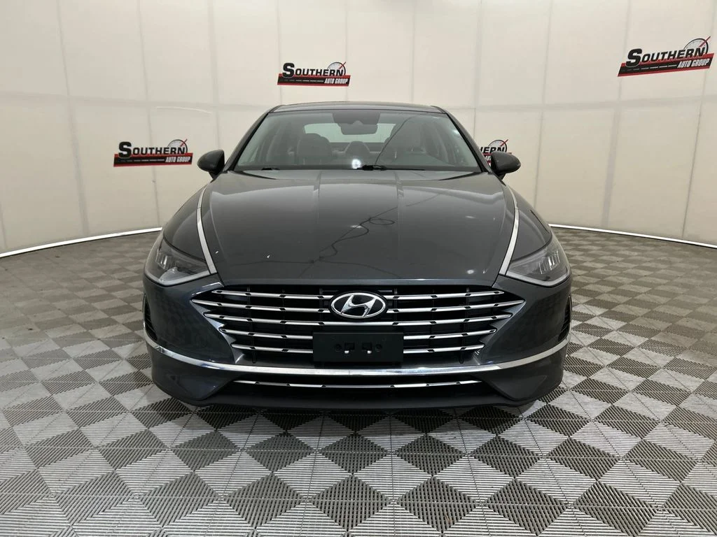 Certified Used 2022 Gray Hyundai Blue image 8