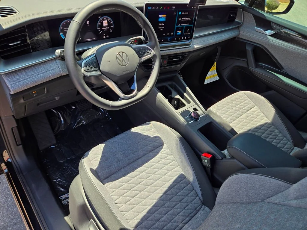 New 2026 Black Volkswagen 2.0T S image 9