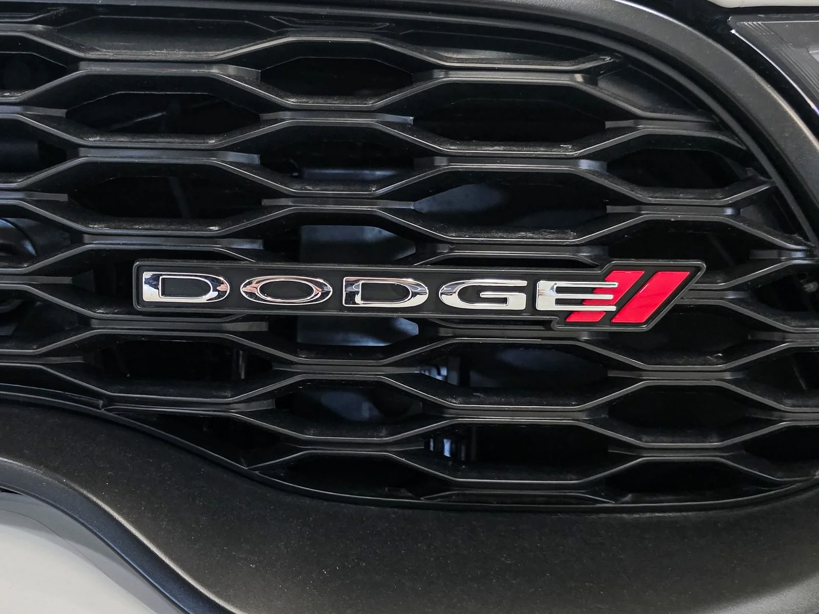 2025 Dodge Durango R/T - Photo 13