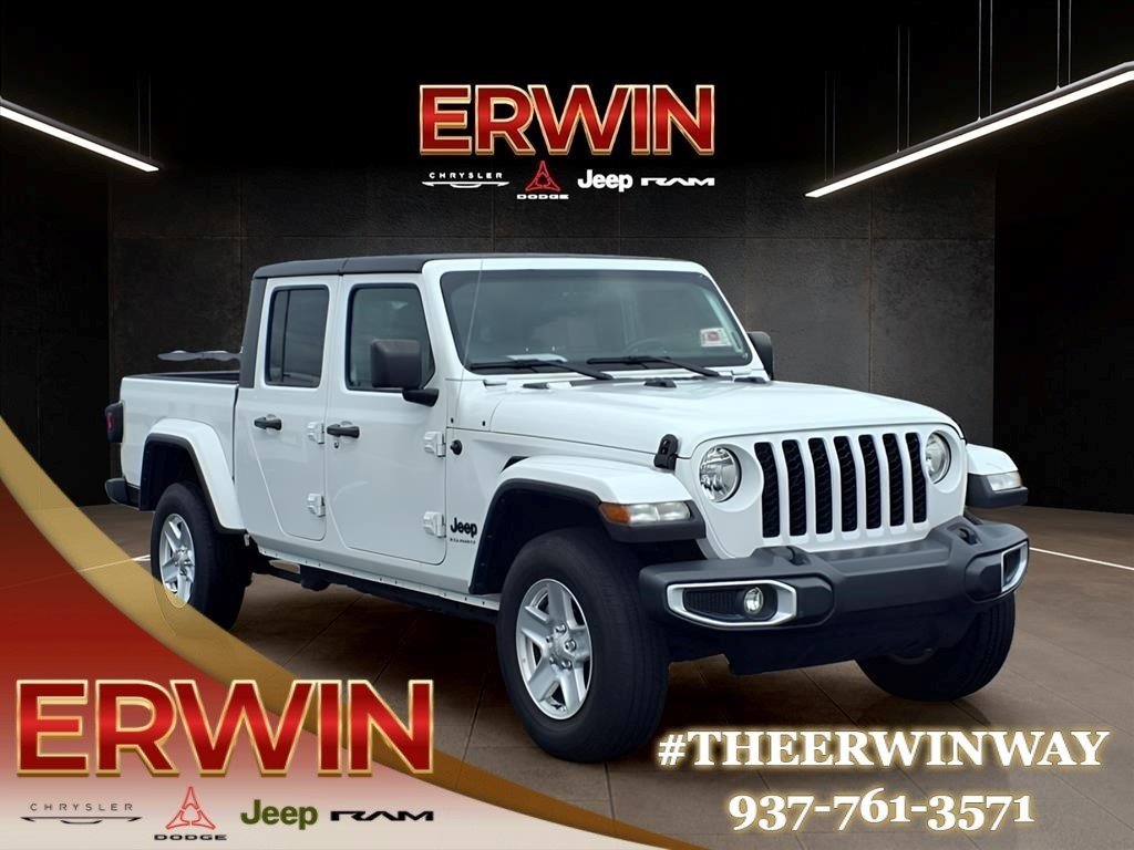 2023 Jeep Gladiator Sport S's photo