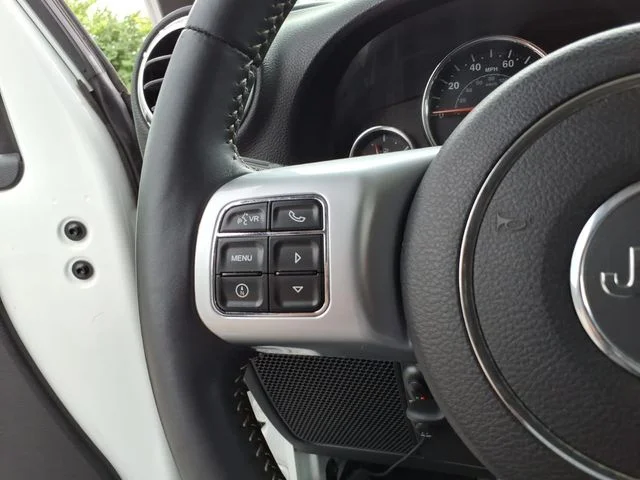 Used 2015 White Jeep Unlimited Sport image 23