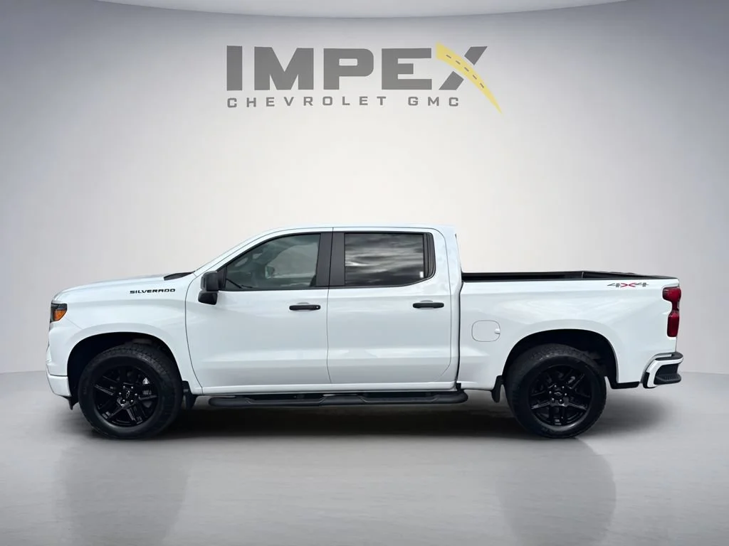 Used 2024 Summit White Chevrolet Custom image 2