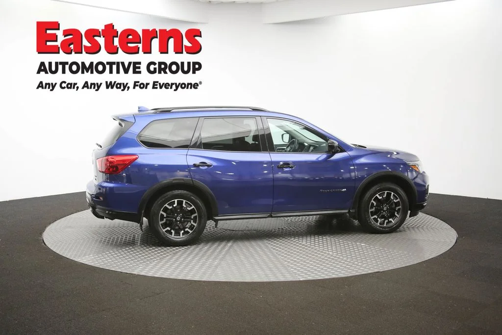 Used 2020 Blue Nissan SL image 46
