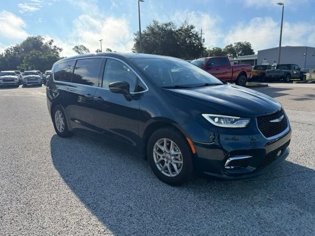 2024 Chrysler Pacifica