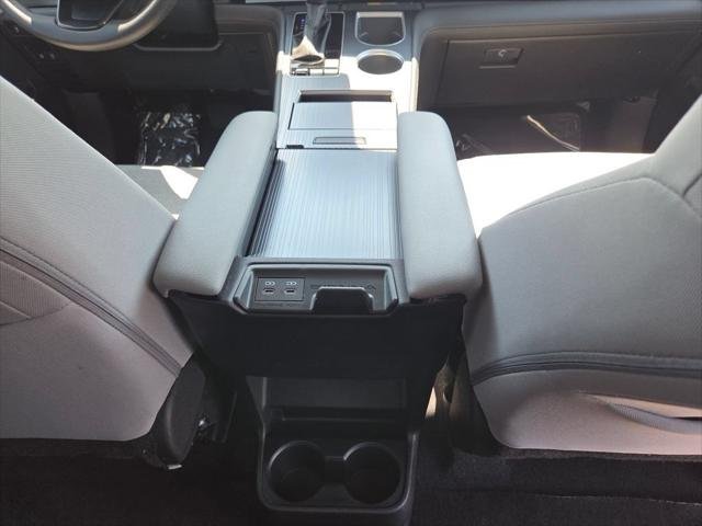 Certified Used 2025 MAGNETIC GRAY MET. Toyota  image 28